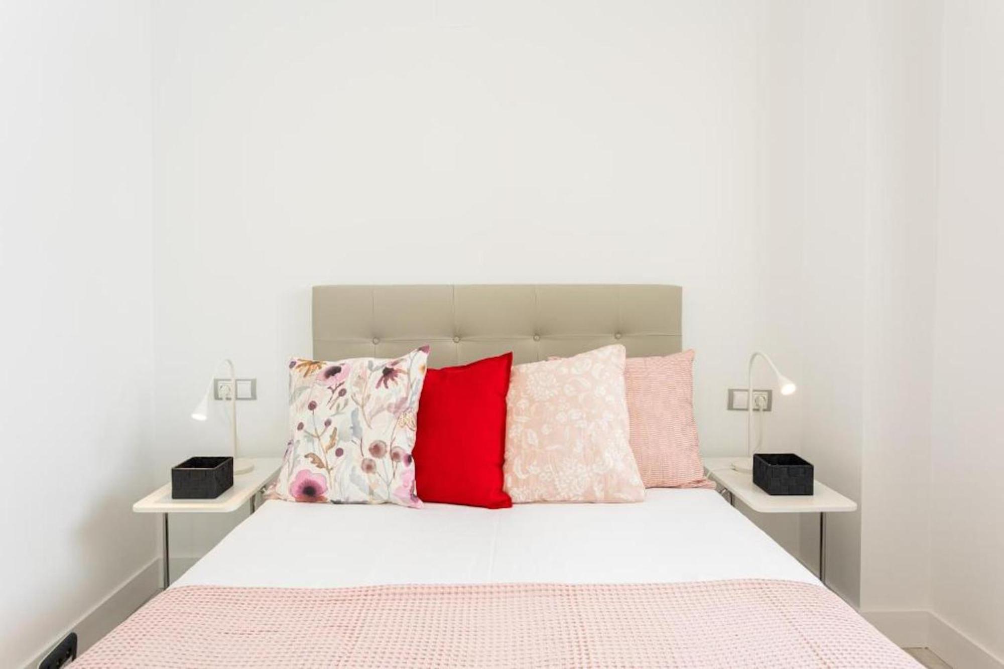 Holidays2Malaga Picasso Area Appartement Buitenkant foto