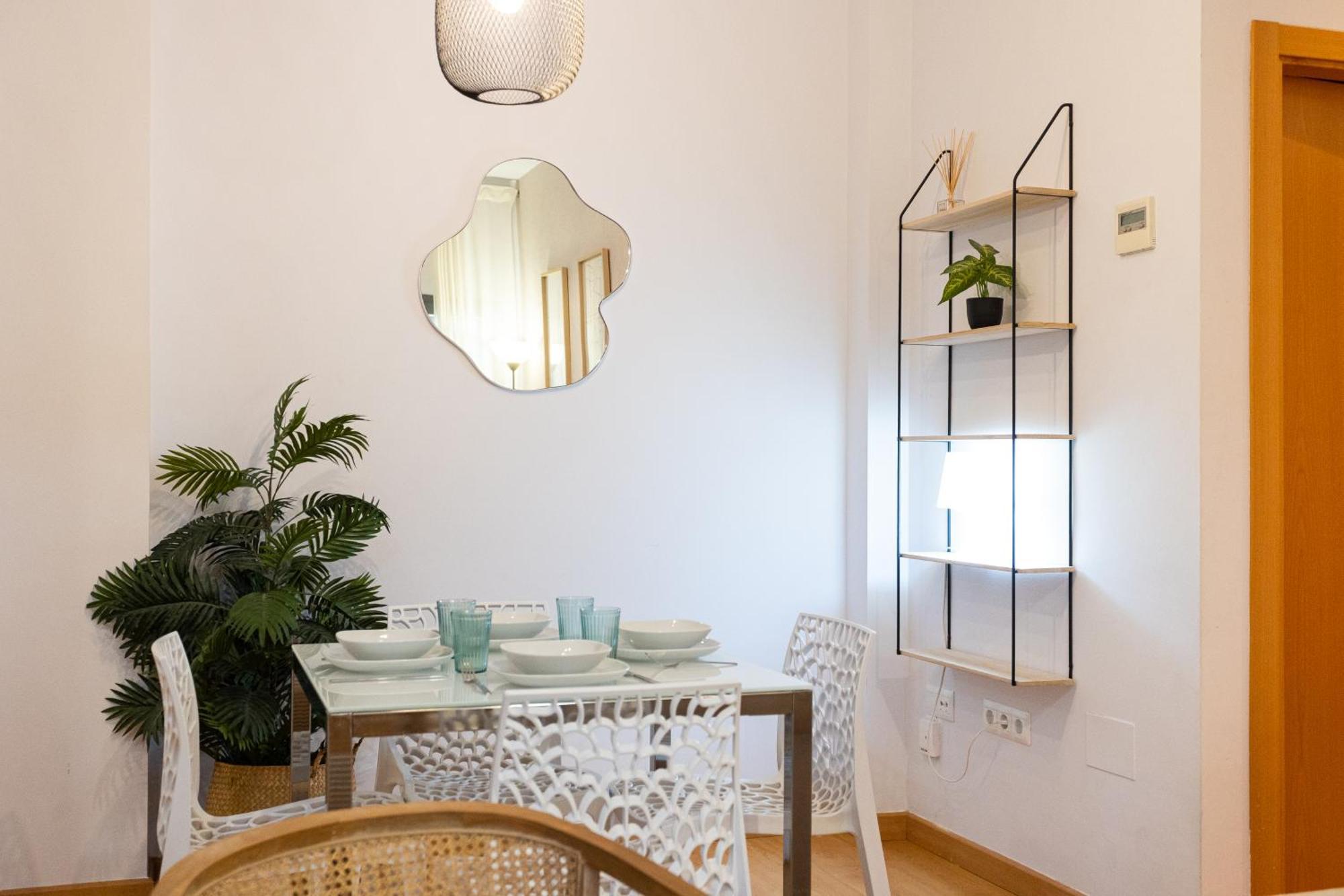 Holidays2Malaga Picasso Area Appartement Buitenkant foto